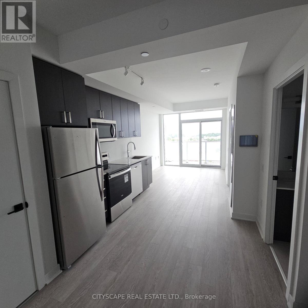 Apartment at 913 - 2782 BARTON STREET E, Hamilton (Riverdale)