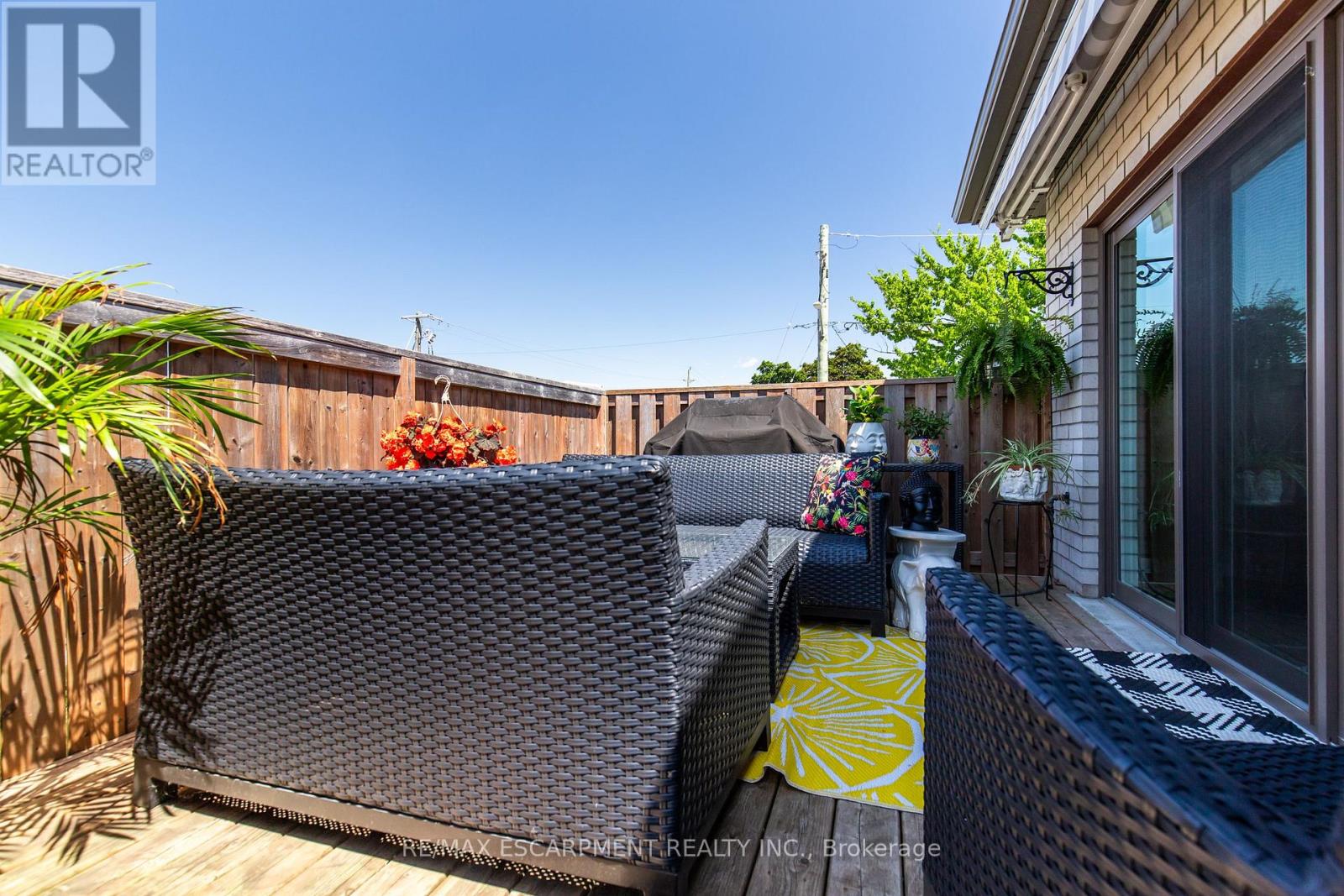 Townhouse at 4 - 3757 ST. PETER AVENUE, Niagara Falls