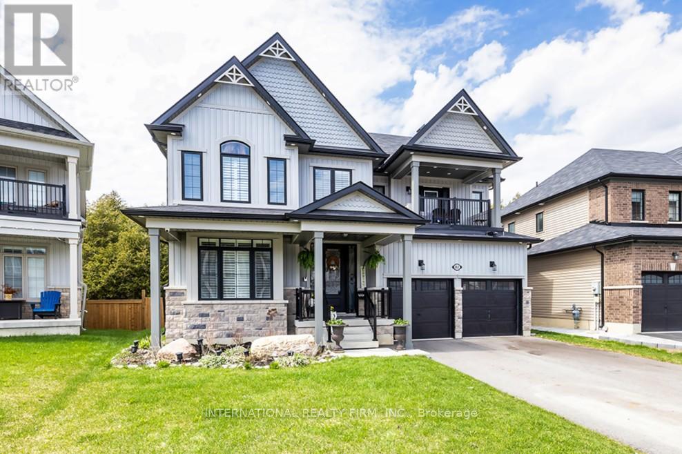 Detached at 82 HENNESSEY CRESCENT, Kawartha Lakes (Lindsay)