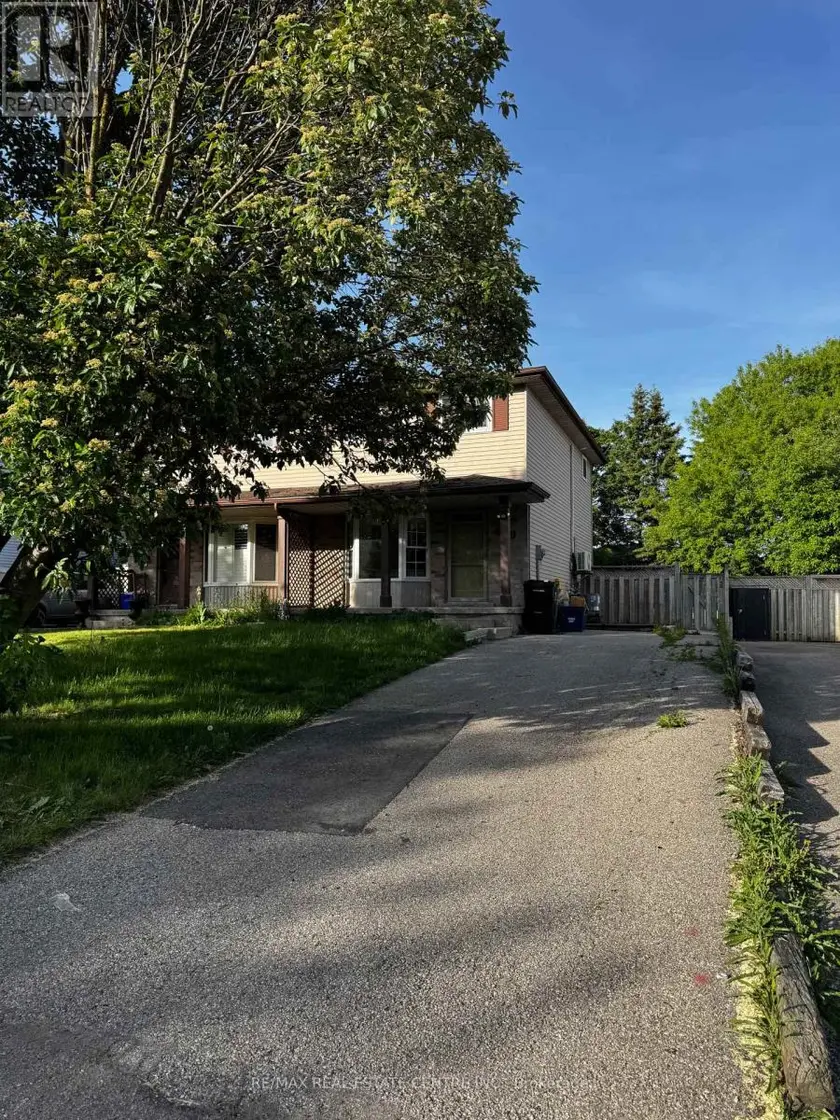 Semi-Detached/Link at 109 CONNELLY DRIVE, Kitchener