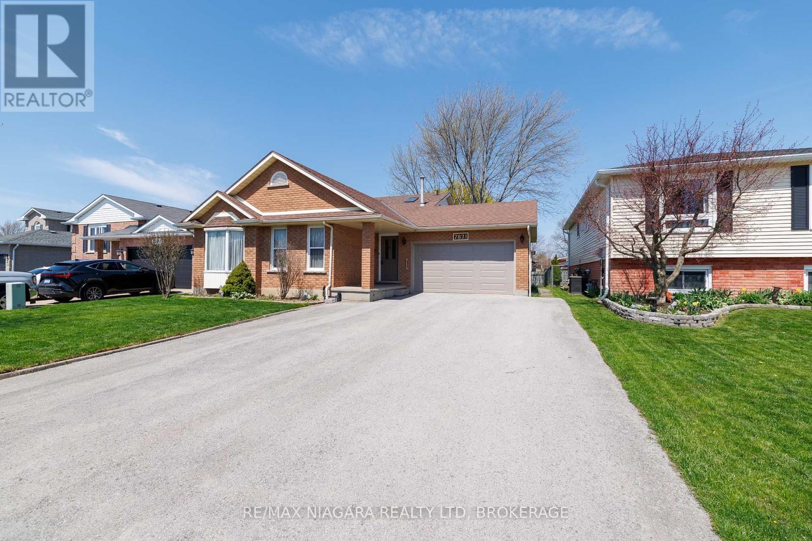 Detached at 7821 WINDFIELD STREET, Niagara Falls (Ascot)