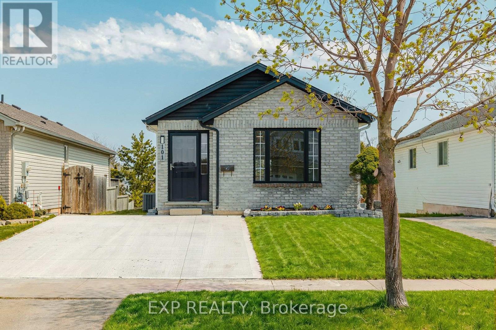 Detached at 101 ANASTASIA CRESCENT, Brantford