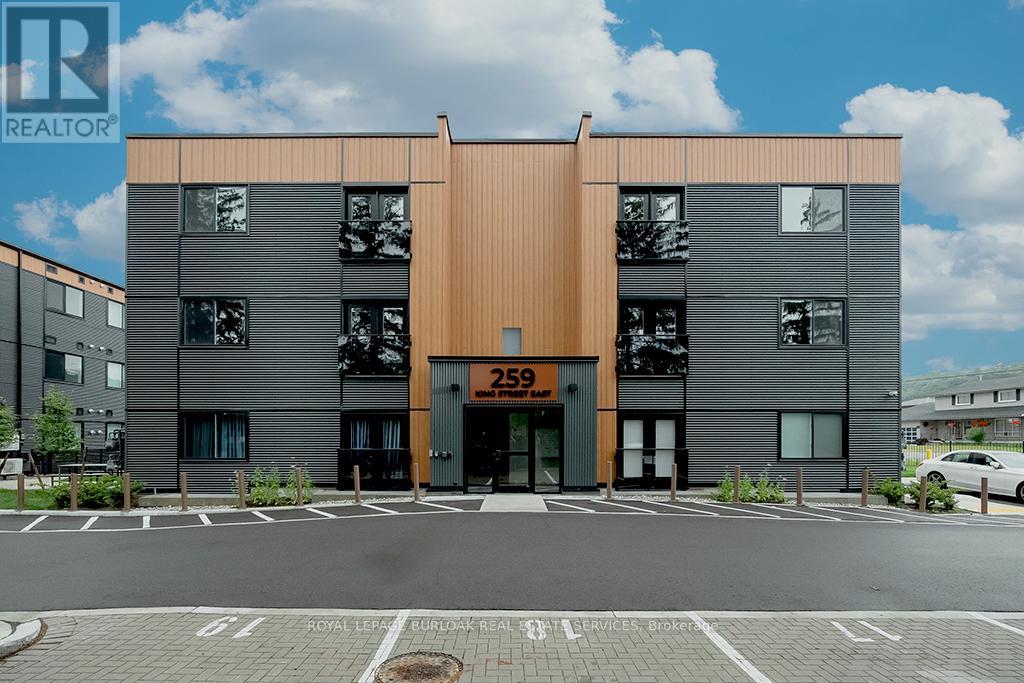 Apartment at 2C - 259 KING STREET E, Hamilton (Stoney Creek)