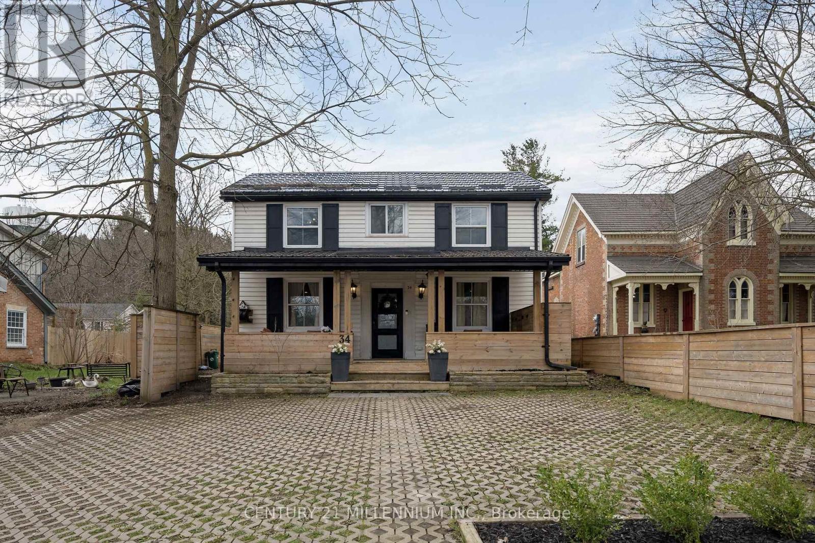 Detached at 34 MAIN STREET, Erin