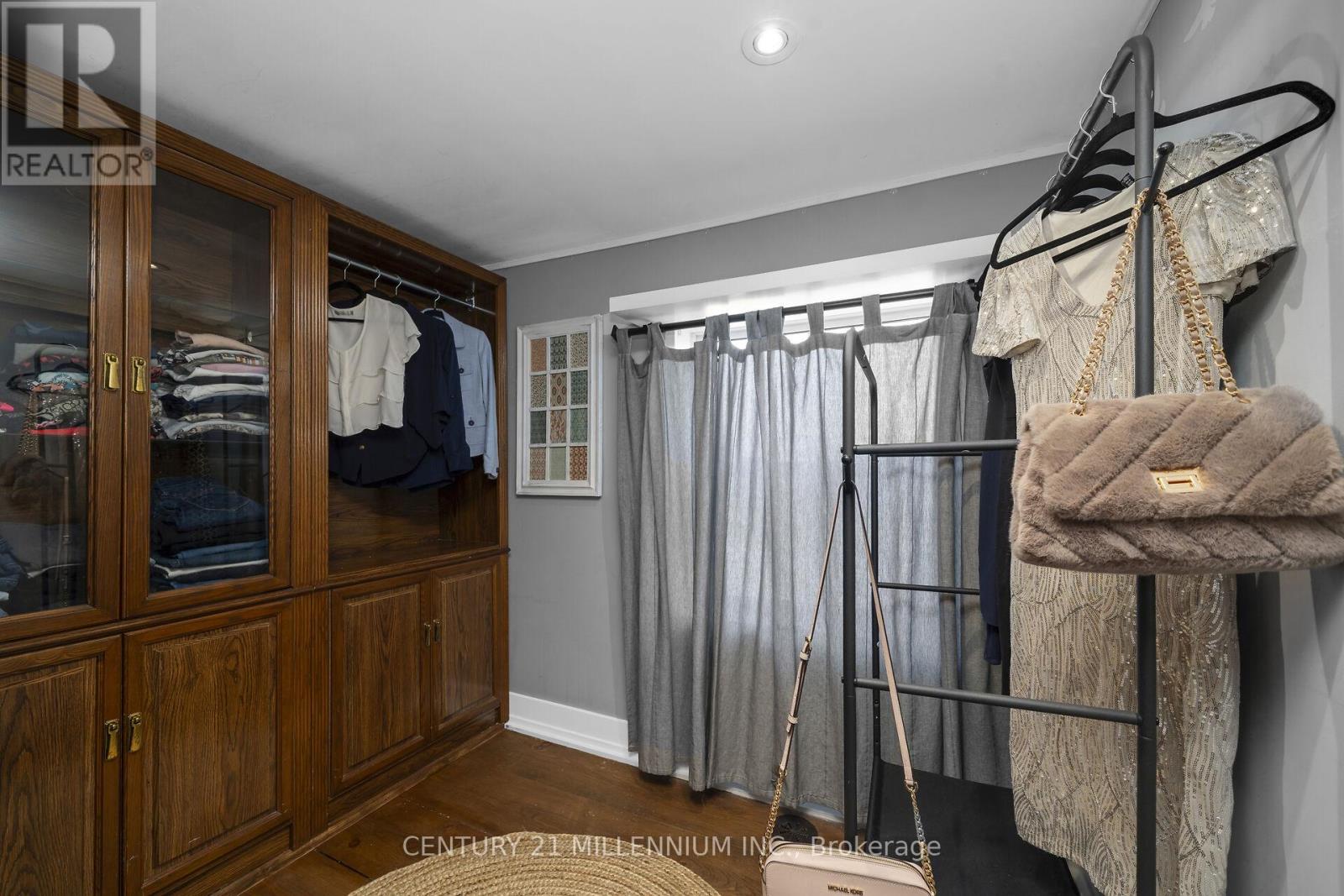Detached at 34 MAIN STREET, Erin