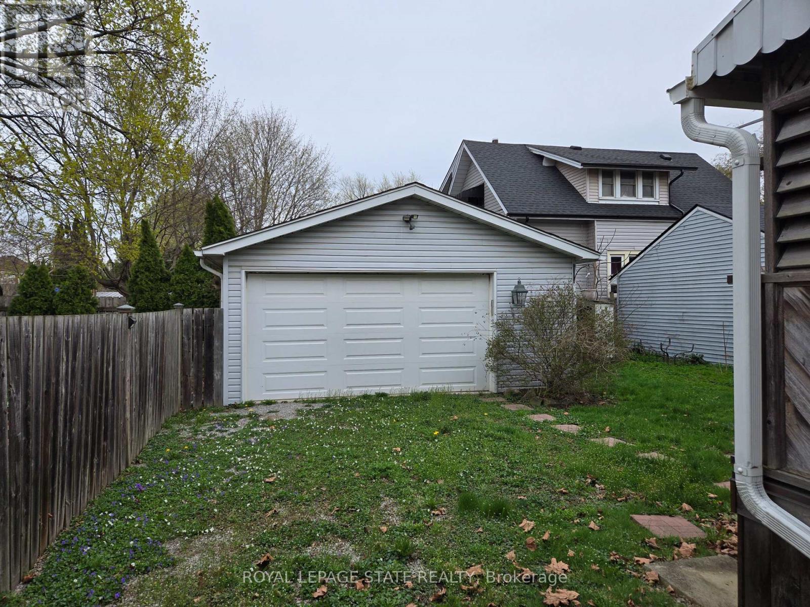 Detached at 4 HAIG STREET, St. Catharines