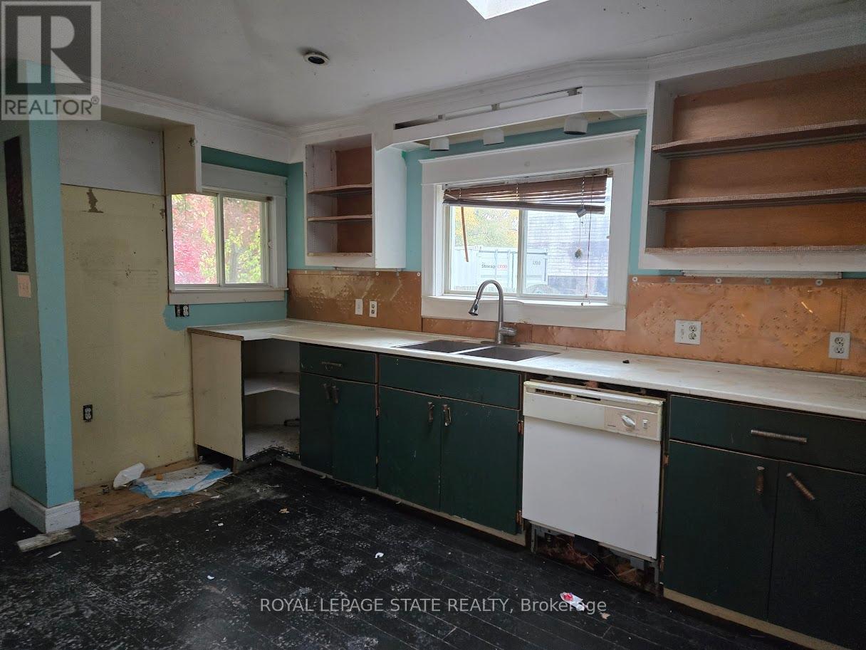 Semi-Detached/Link at 4336 ELGIN STREET, Niagara Falls