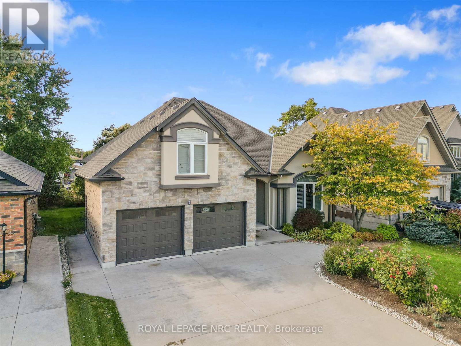 Detached at 7 SAPPHIRE COURT N, St. Catharines (Lakeshore)