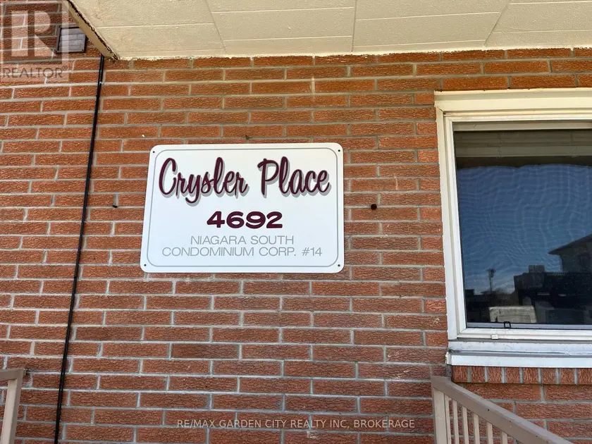 Apartment at 302 - 4692 CRYSLER AVENUE, Niagara Falls