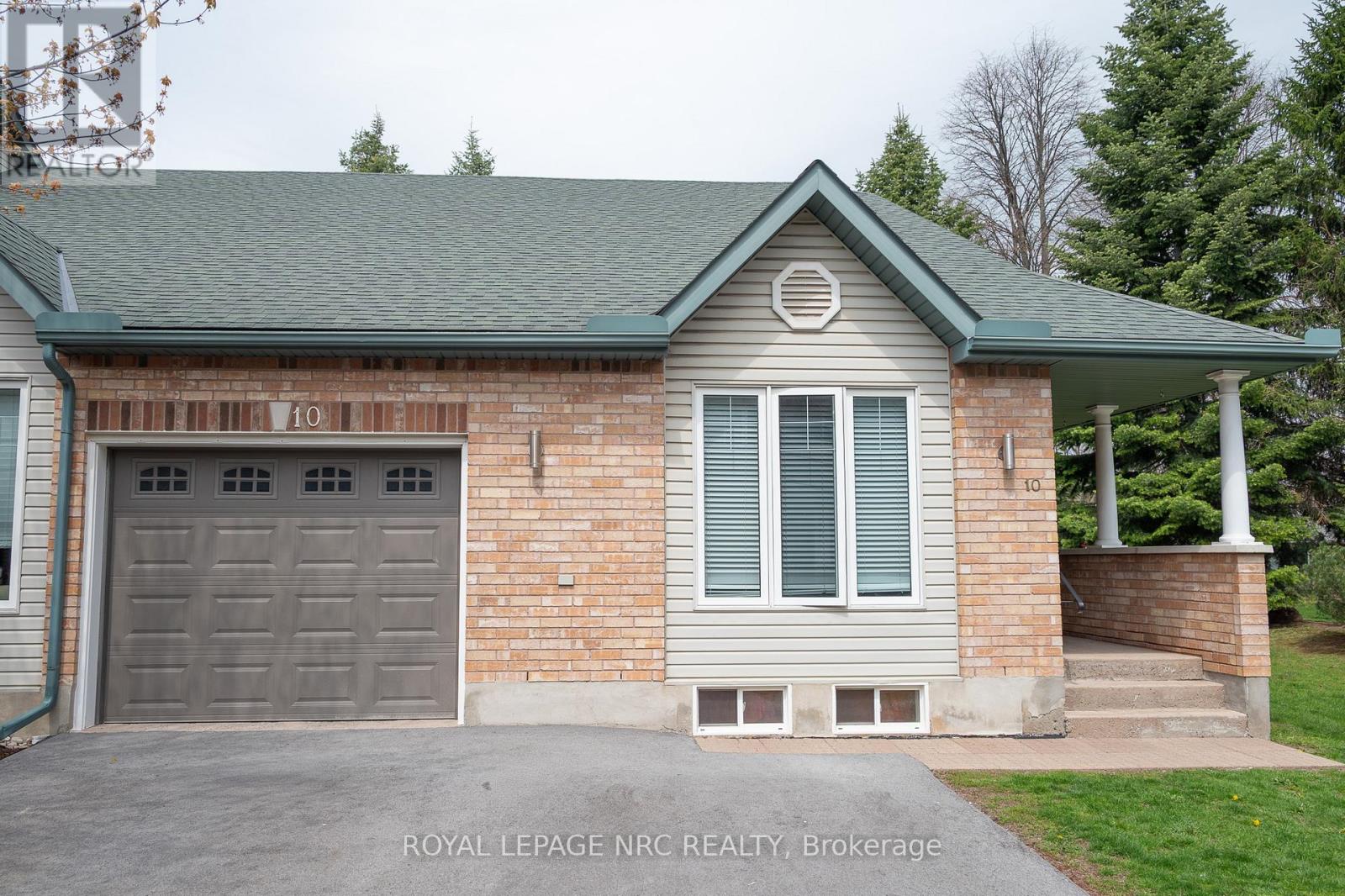 Townhouse at 10 - 3797 ORLANDO DRIVE, Niagara Falls (Church's Lane)