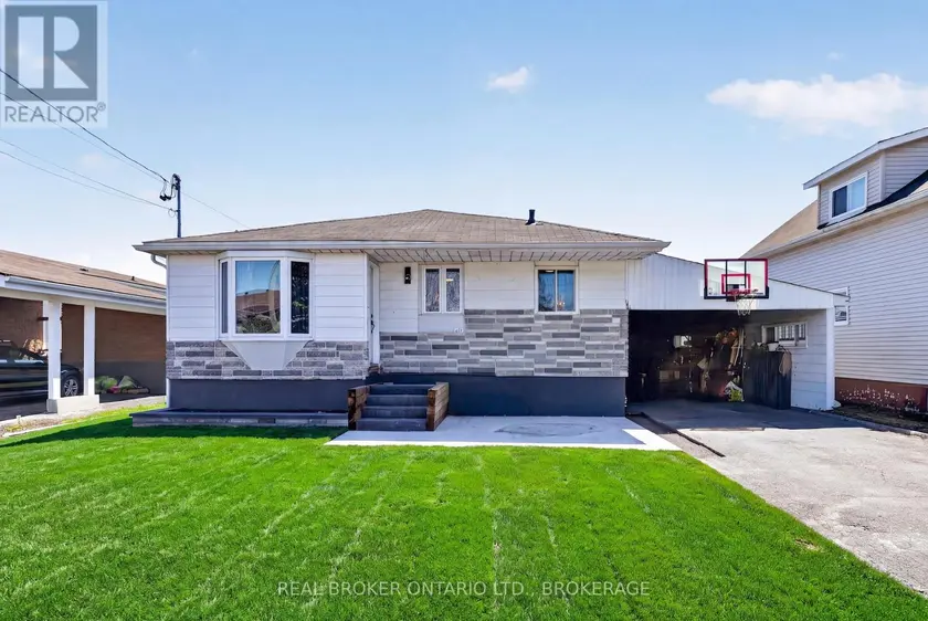 Detached at 615 TWELFTH STREET E, Cornwall