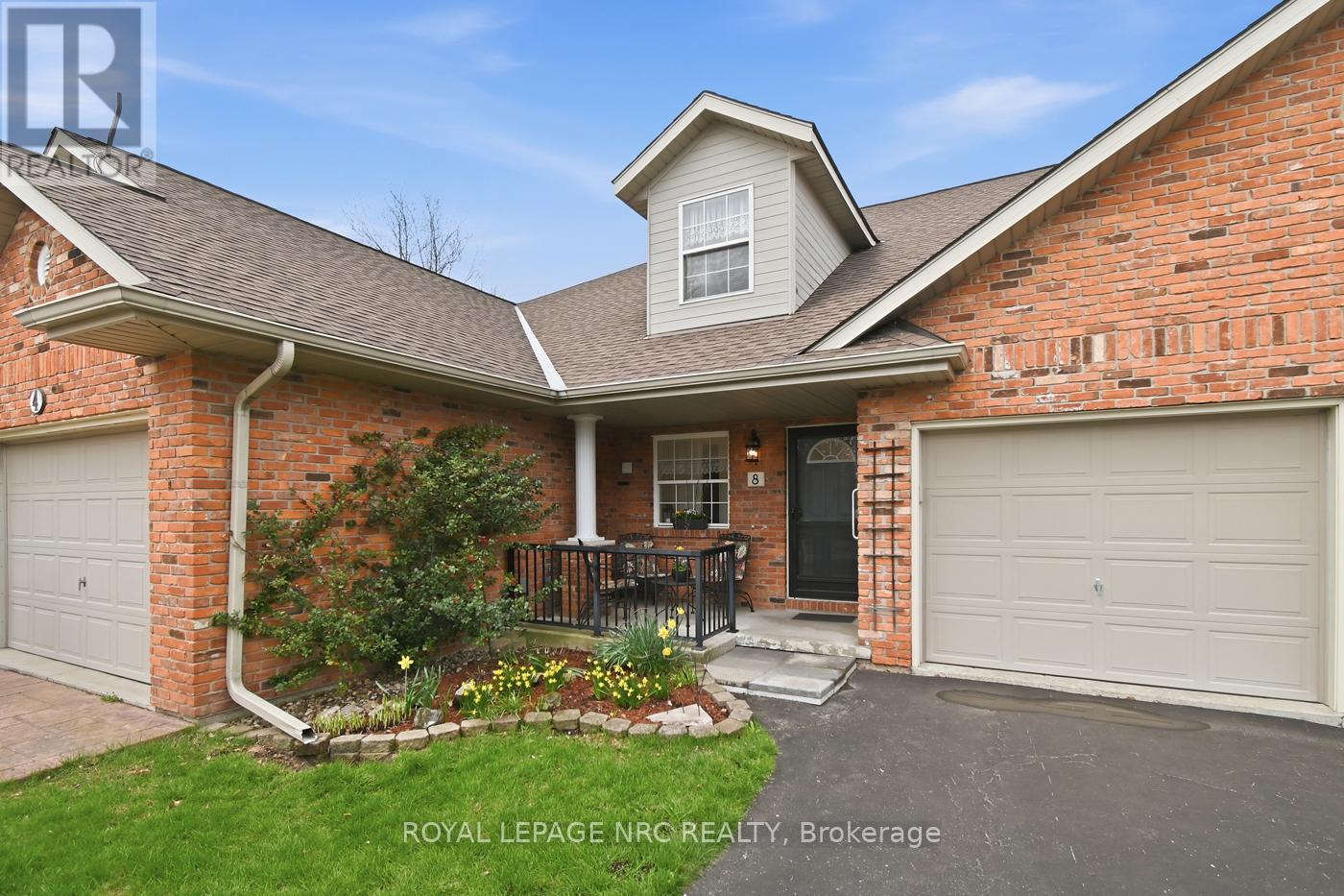 Townhouse at 8 PORTAL DRIVE, Port Colborne (Sugarloaf)