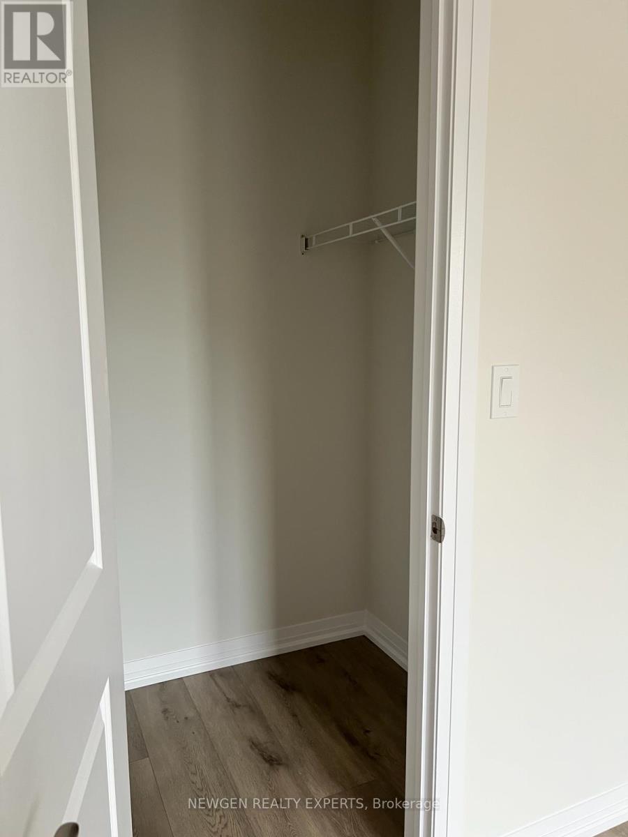 Townhouse at E018 - 261 WOODBINE AVE AVENUE, Kitchener