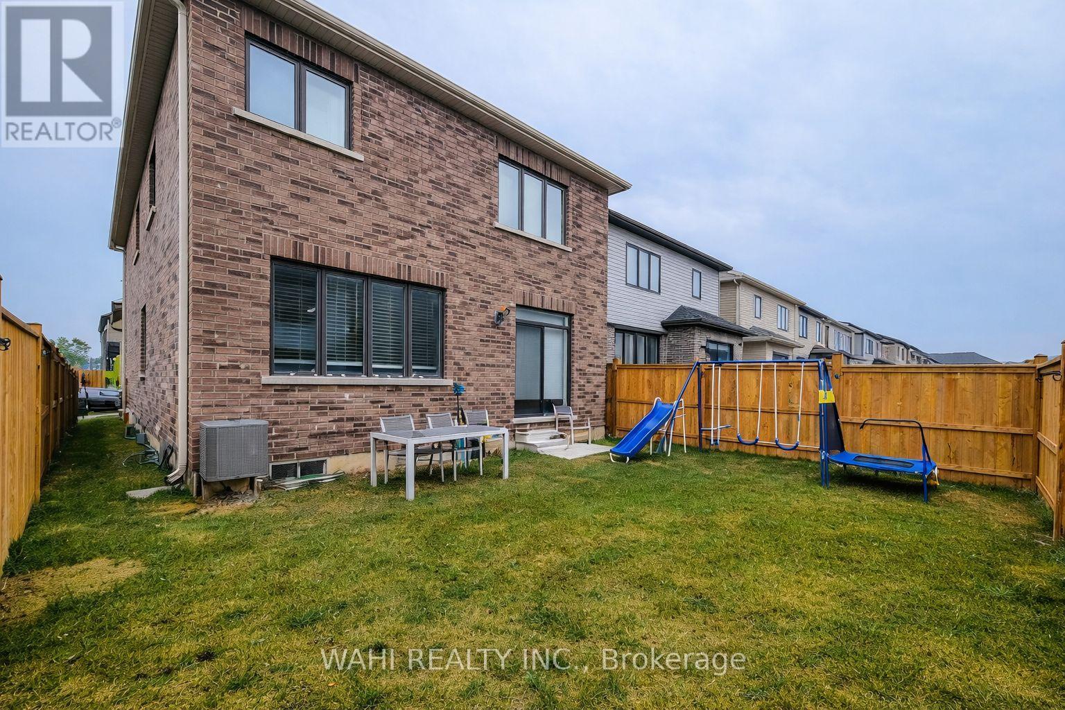Detached at 73 LILLIAN WAY, Haldimand