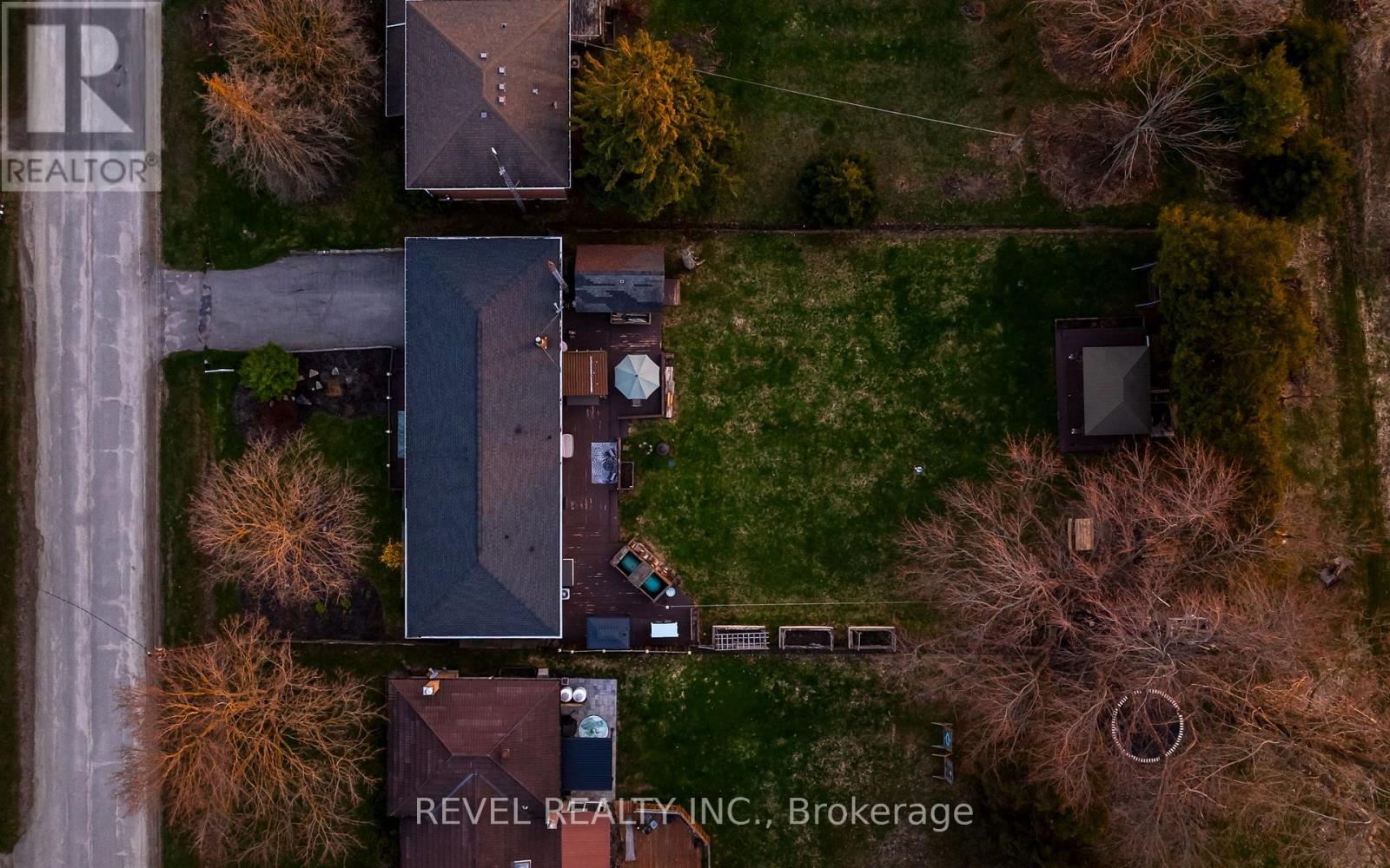 Detached at 12 VICTORIA BOULEVARD, East Garafraxa