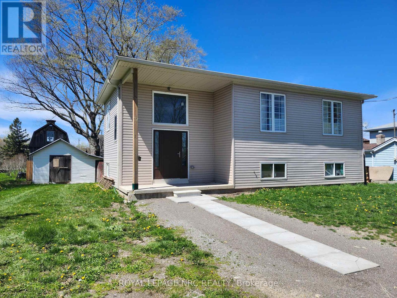 Detached at 220 PORT COLBORNE DRIVE, Port Colborne (Main Street)