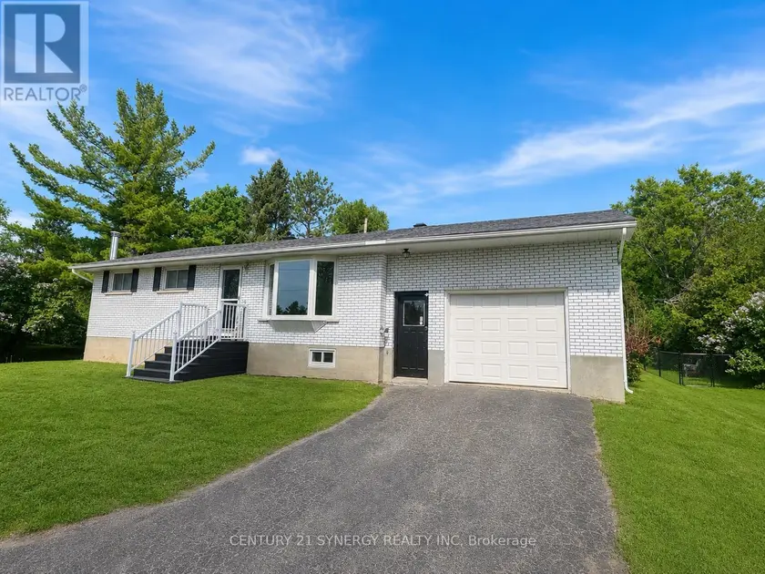 Detached at 318 COUNTY ROAD 16 ROAD, Elizabethtown-Kitley