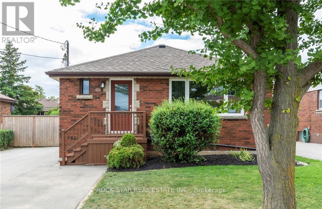 Detached at 292 SOUTH BEND ROAD E, Hamilton (Hill Park)