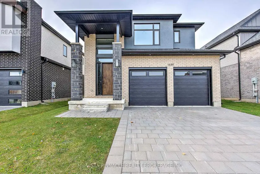 Detached at 1689 BRAYFORD AVENUE, London South