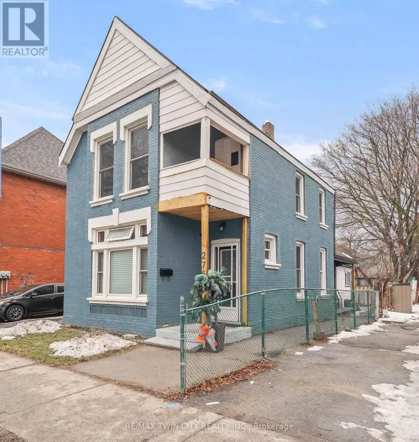 Detached at 276 DALHOUSIE STREET, Brantford