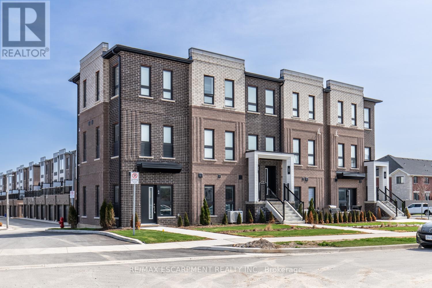 Townhouse at 64 KENESKY DRIVE, Hamilton (Waterdown)