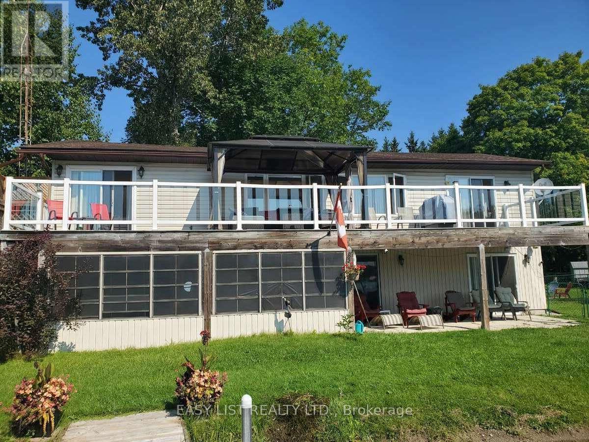 Detached at 16 FIRE ROUTE 122, Trent Lakes