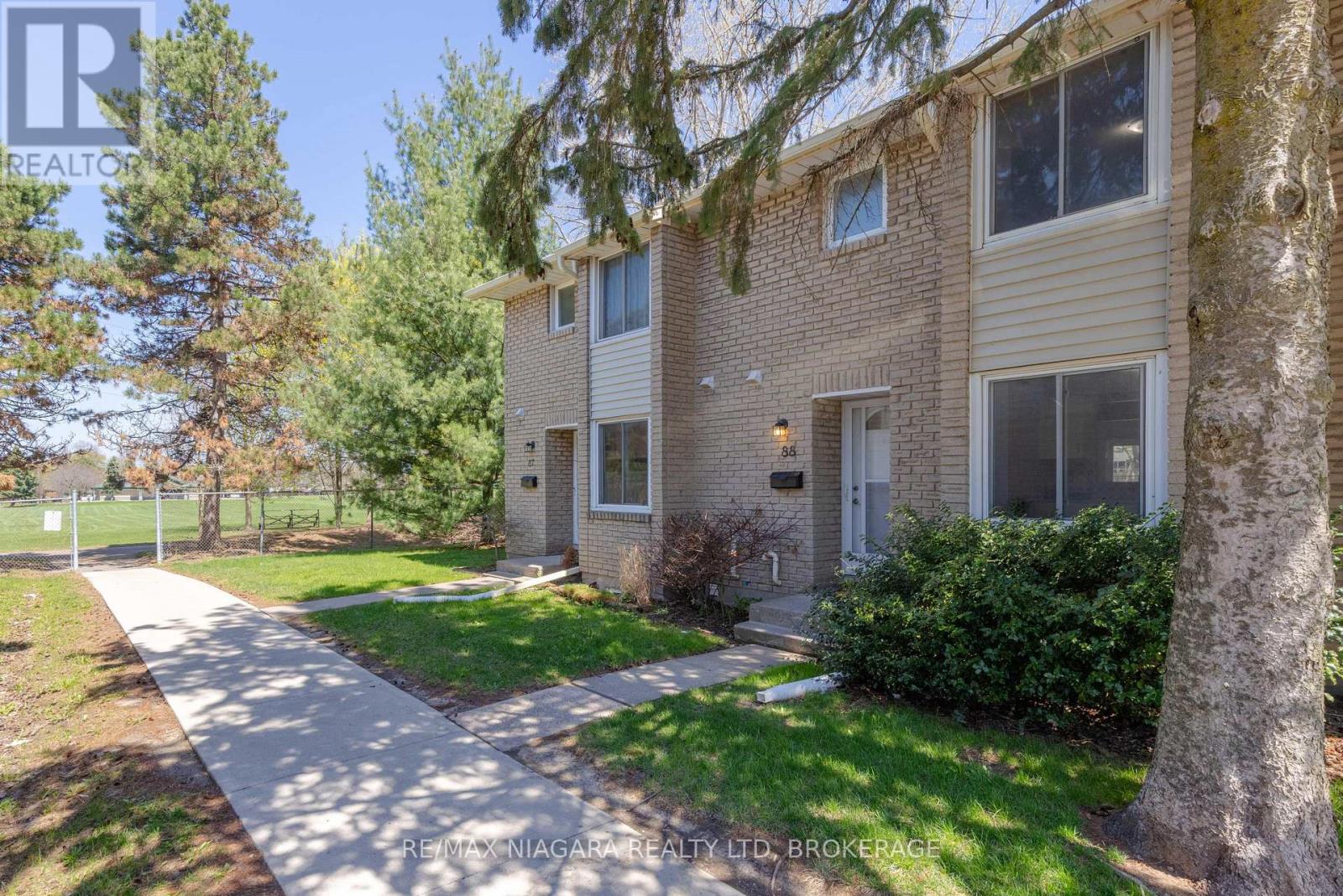 Townhouse at 88 - 6767 THOROLD STONE ROAD, Niagara Falls (Stamford)