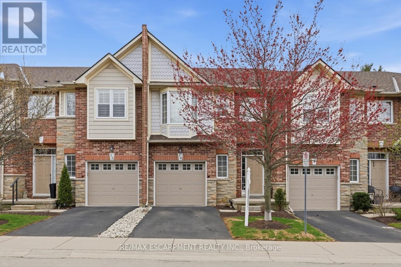 Townhouse at 4 - 10 LIDDYCOAT LANE, Hamilton (Ancaster)