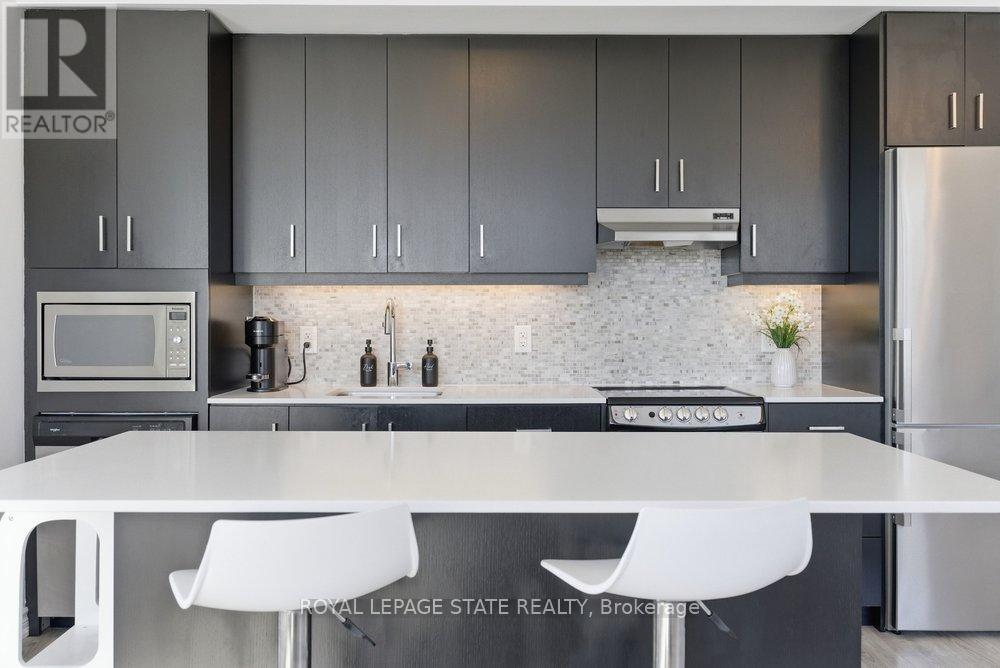Apartment at 406 - 40 ESPLANADE LANE, Grimsby