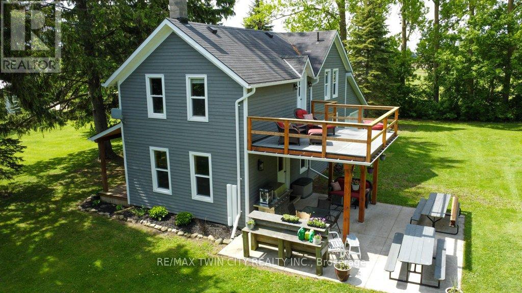 Detached at 86561 LONDON ROAD, North Huron (East Wawanosh)