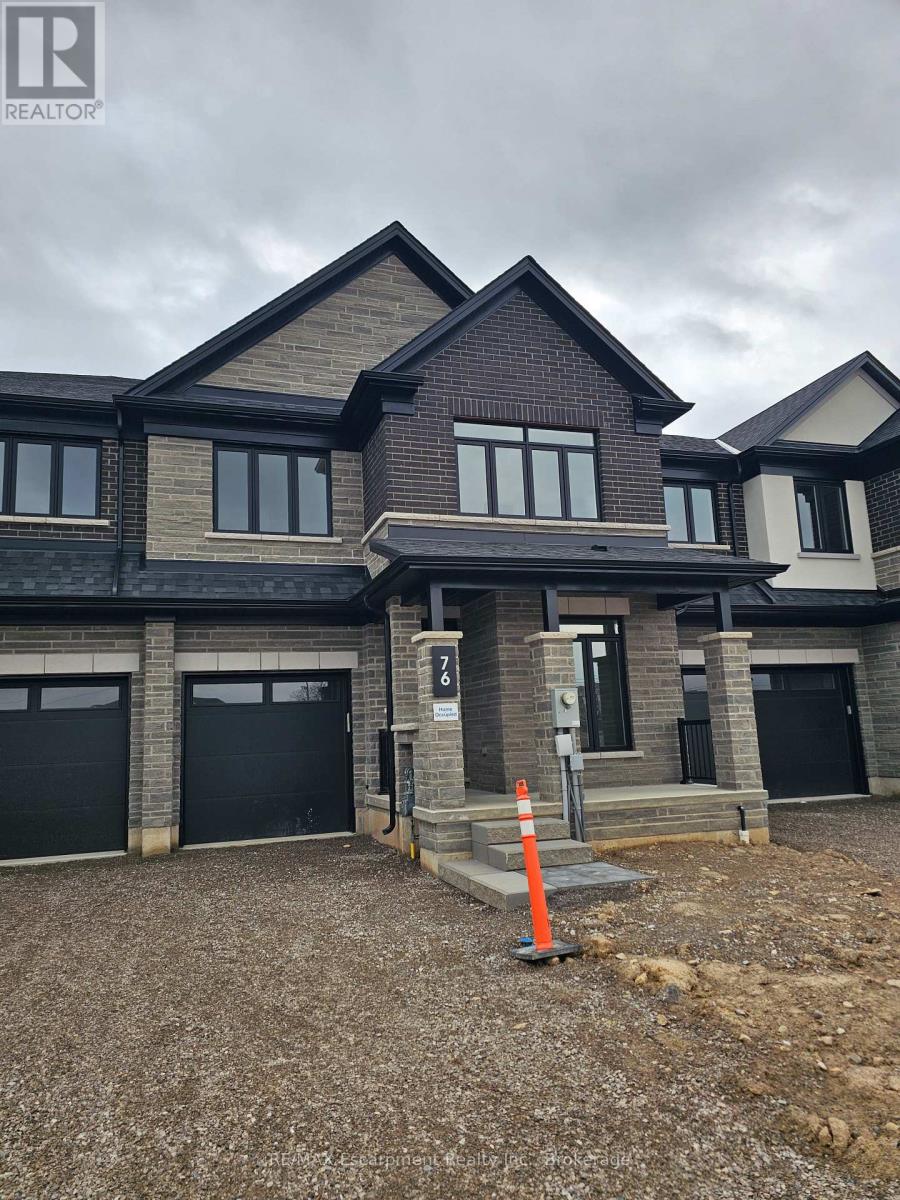 Townhouse at 76 VALLEY TRAIL PLACE, Hamilton (Waterdown)