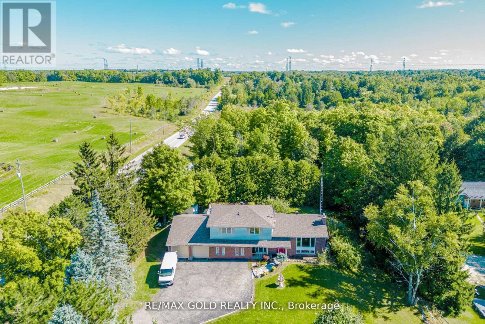Detached at 9109 WELLINGTON RD 50, Erin