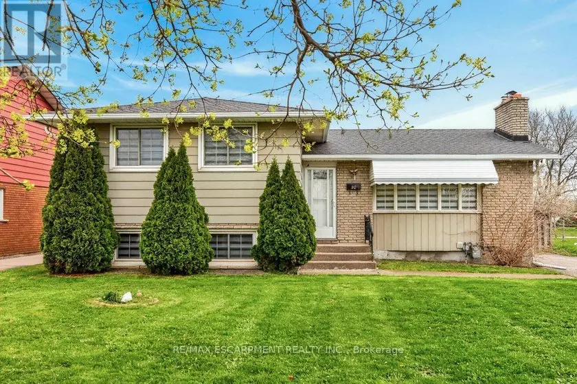 Detached at 20 ST. CHARLES DRIVE, Thorold (Thorold Downtown)