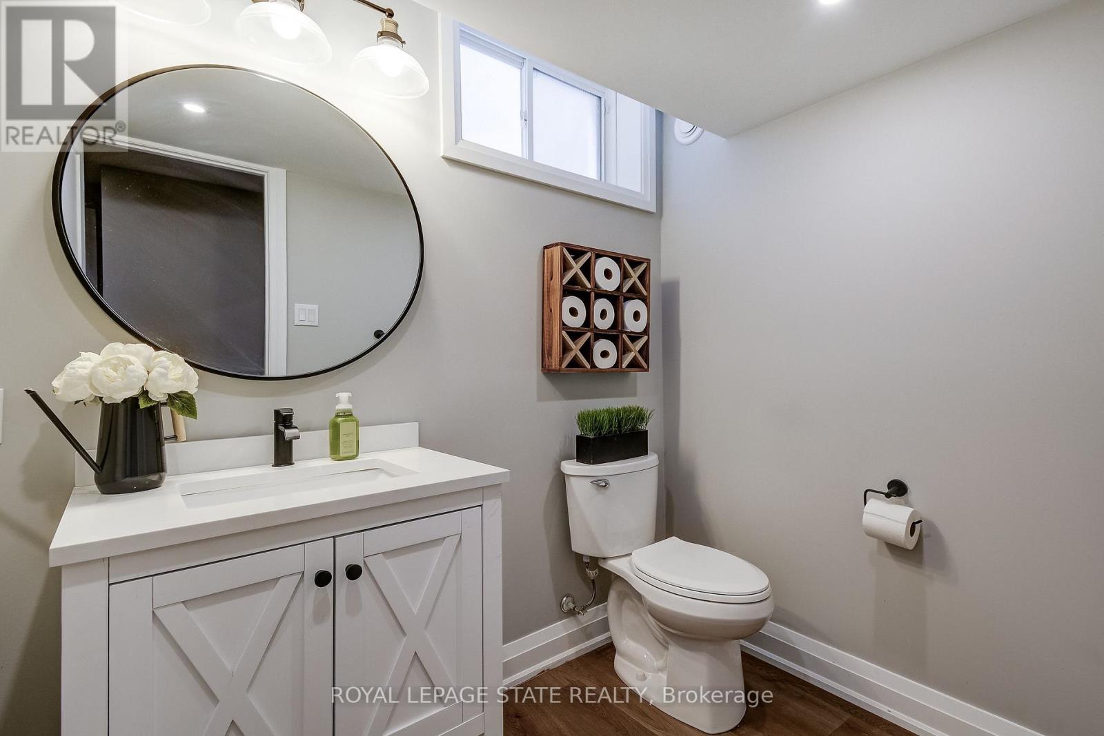Detached at 23 MCKNIGHT AVENUE, Hamilton