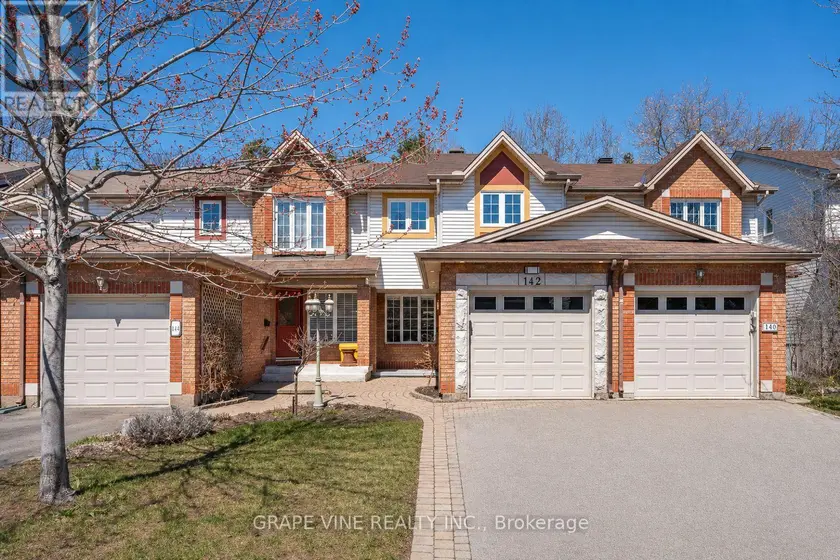 Townhouse at 142 COLLEGE CIRCLE, Ottawa