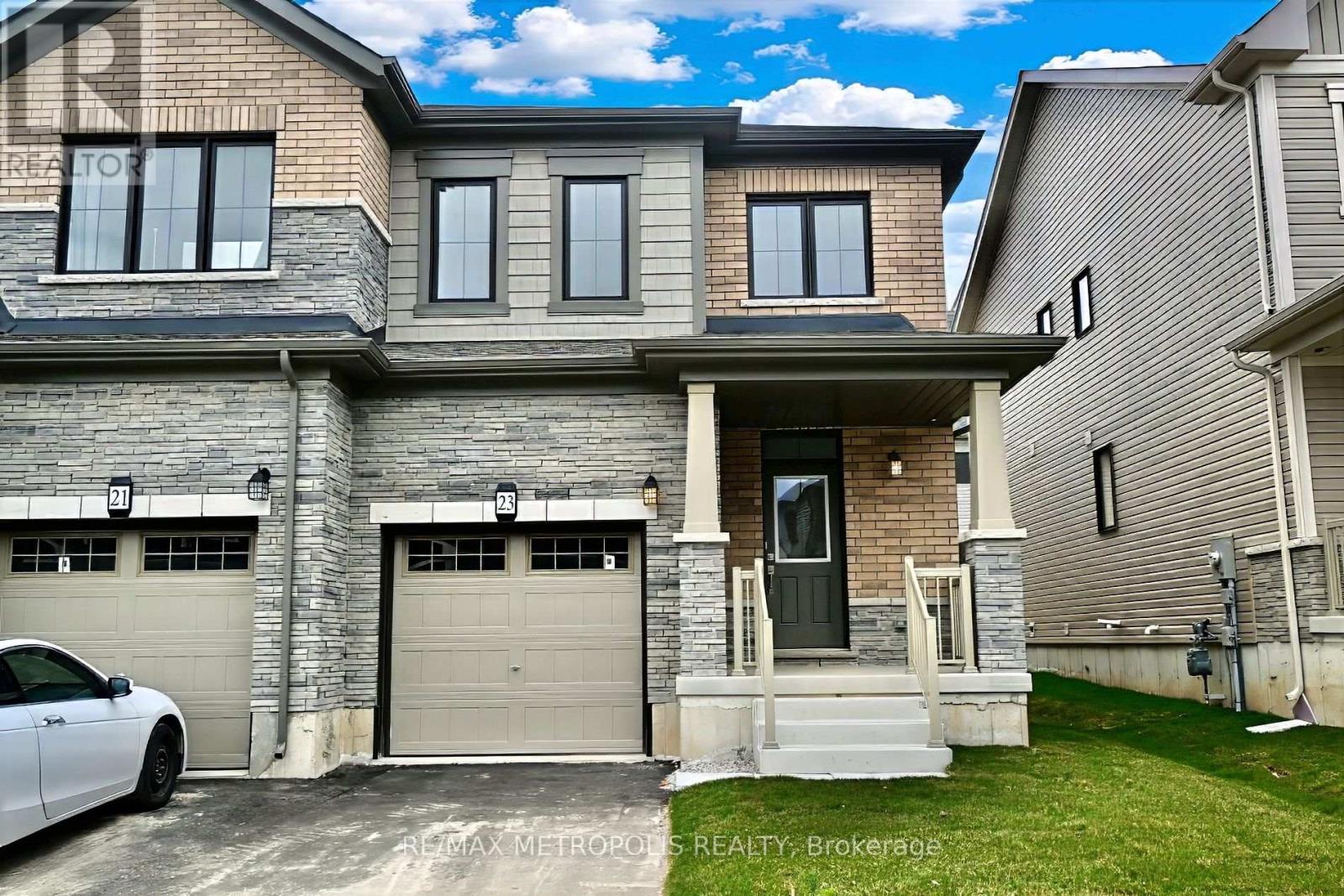 Townhouse at 23 LONSDALE ROAD, Haldimand