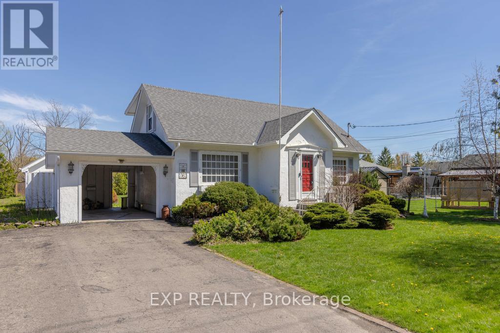 Detached at 412 SOUTH PELHAM ROAD, Welland (Prince Charles)