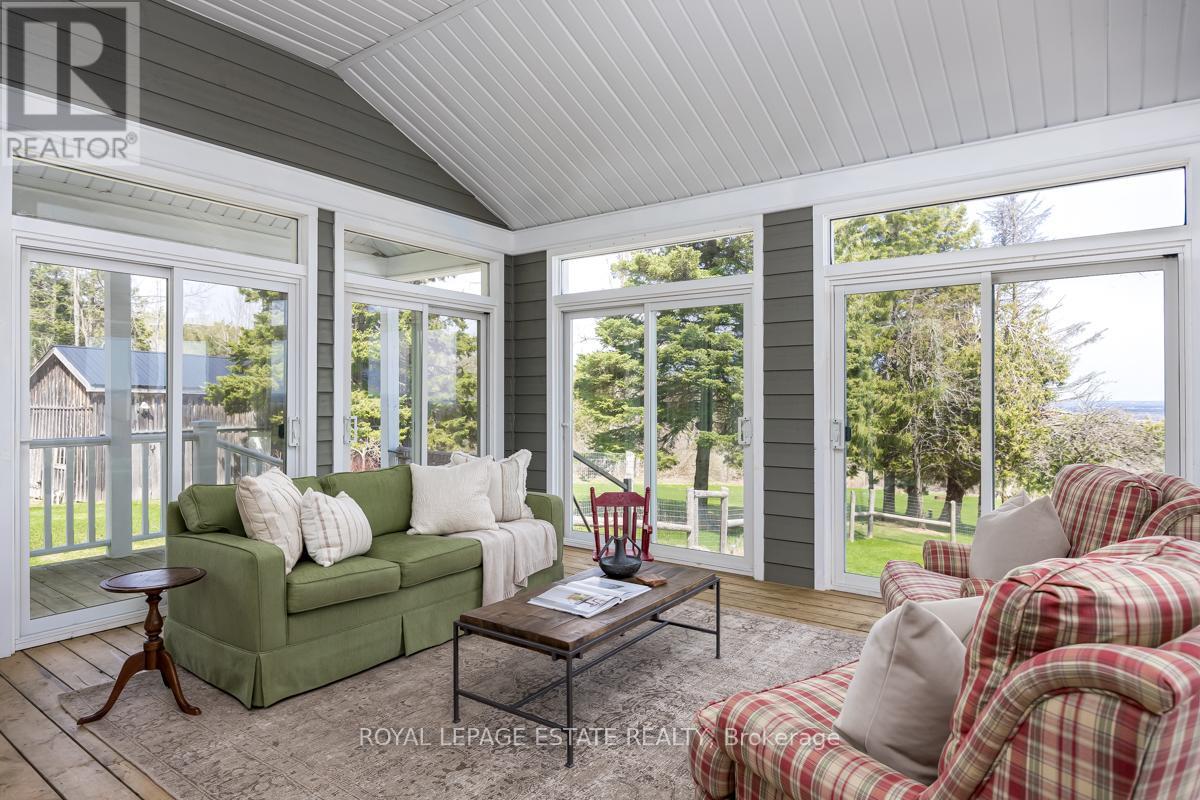 Detached at 798377 THIRD LINE E, Mulmur
