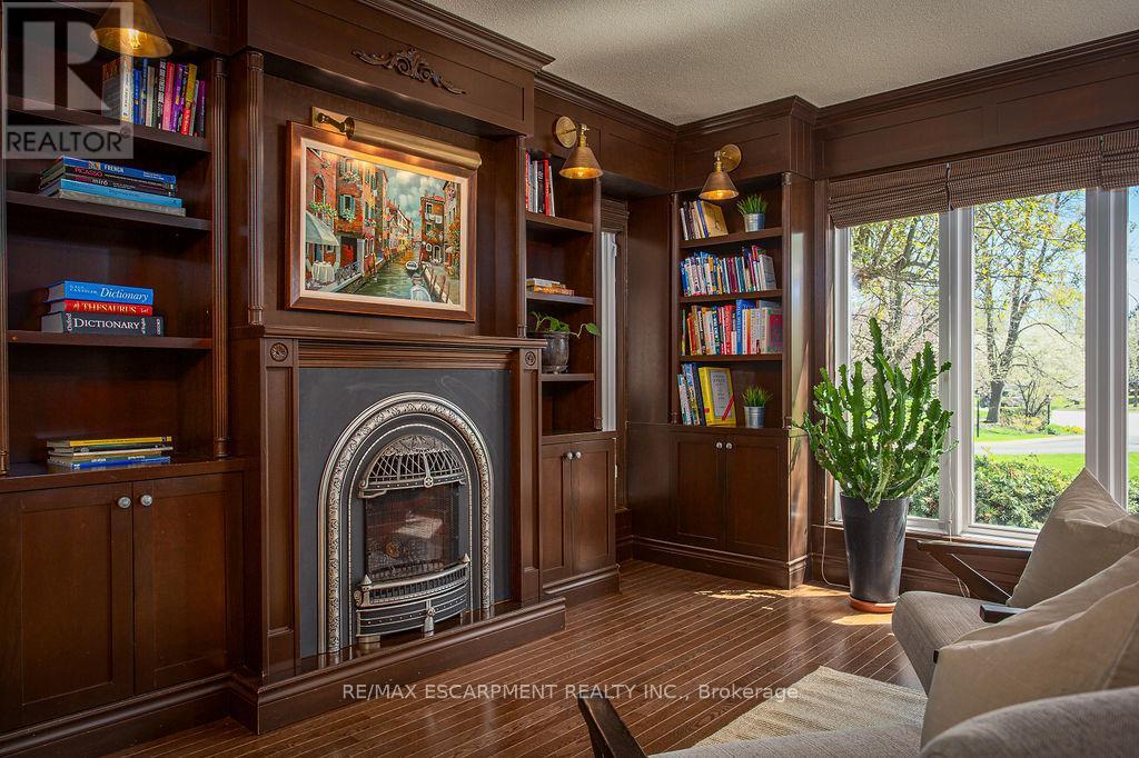 Detached at 27 BLACKBERRY PLACE, Hamilton