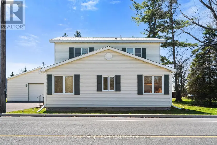 Detached at 12106 LAKESHORE DRIVE, South Dundas
