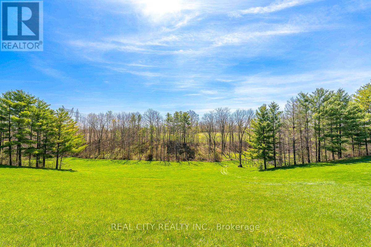 Detached at 47 RIVER ROAD, Brantford