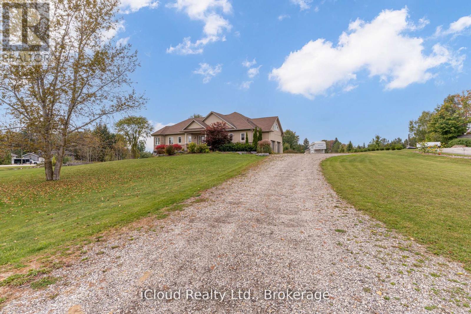 Detached at 16 HIGHLAND ROAD, Minto