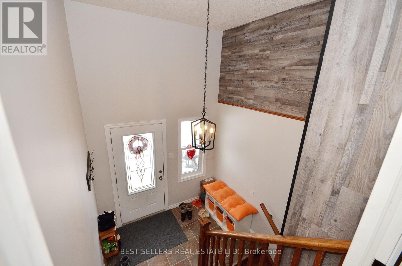 Detached at 160 ELORA STREET W, Mapleton