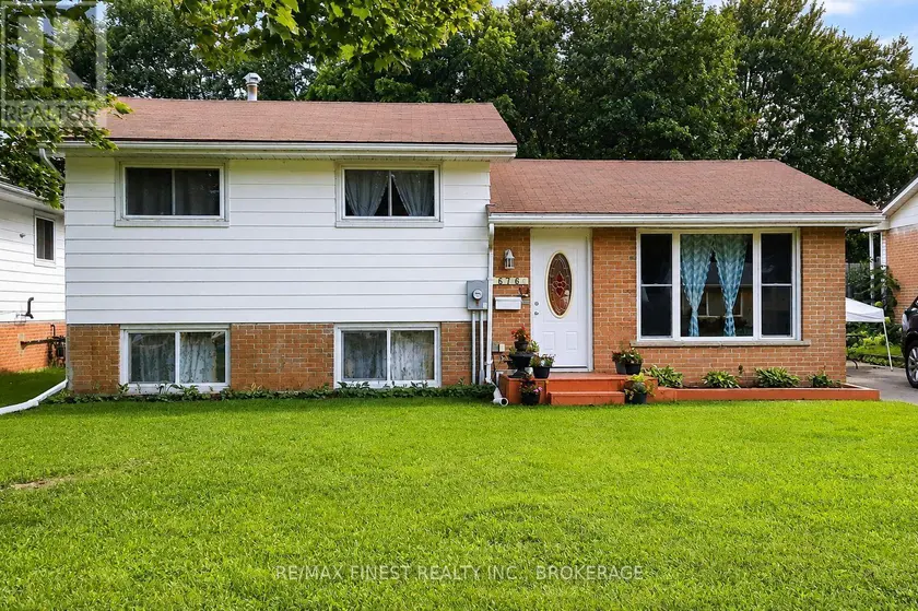 Detached at 676 LAURIER BOULEVARD, Brockville
