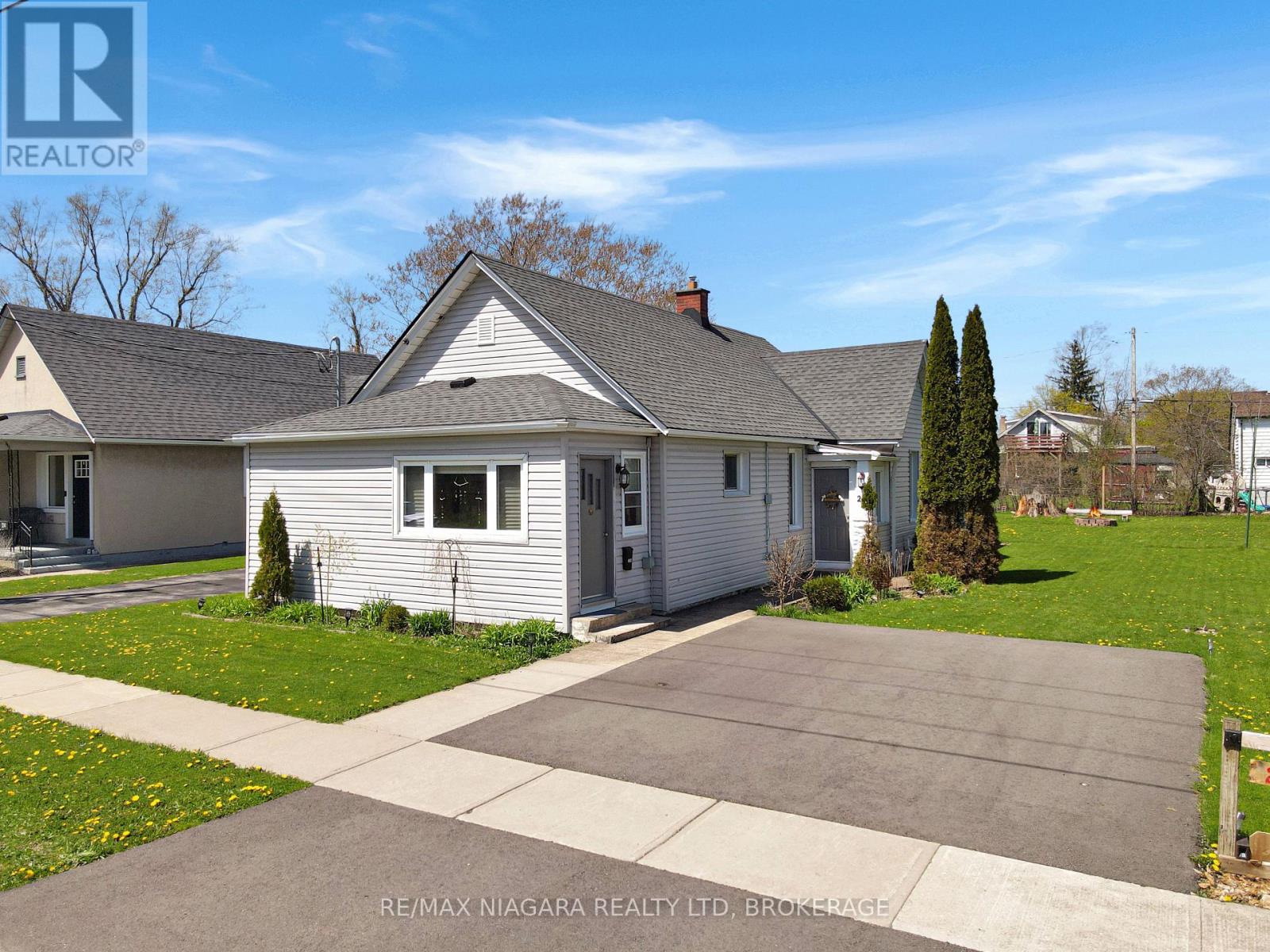 Detached at 228 COURTWRIGHT STREET, Fort Erie (Central)