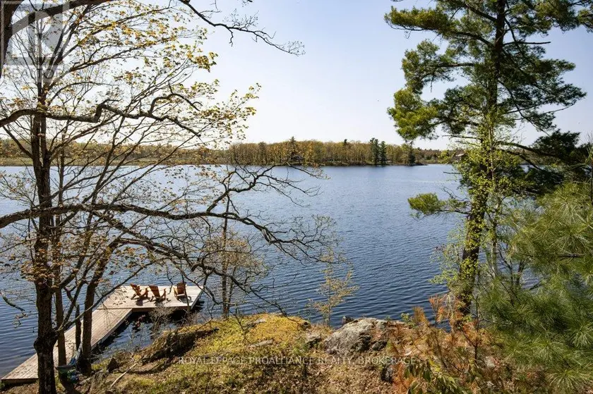 Detached at 1055B VILALTA LANE, Frontenac