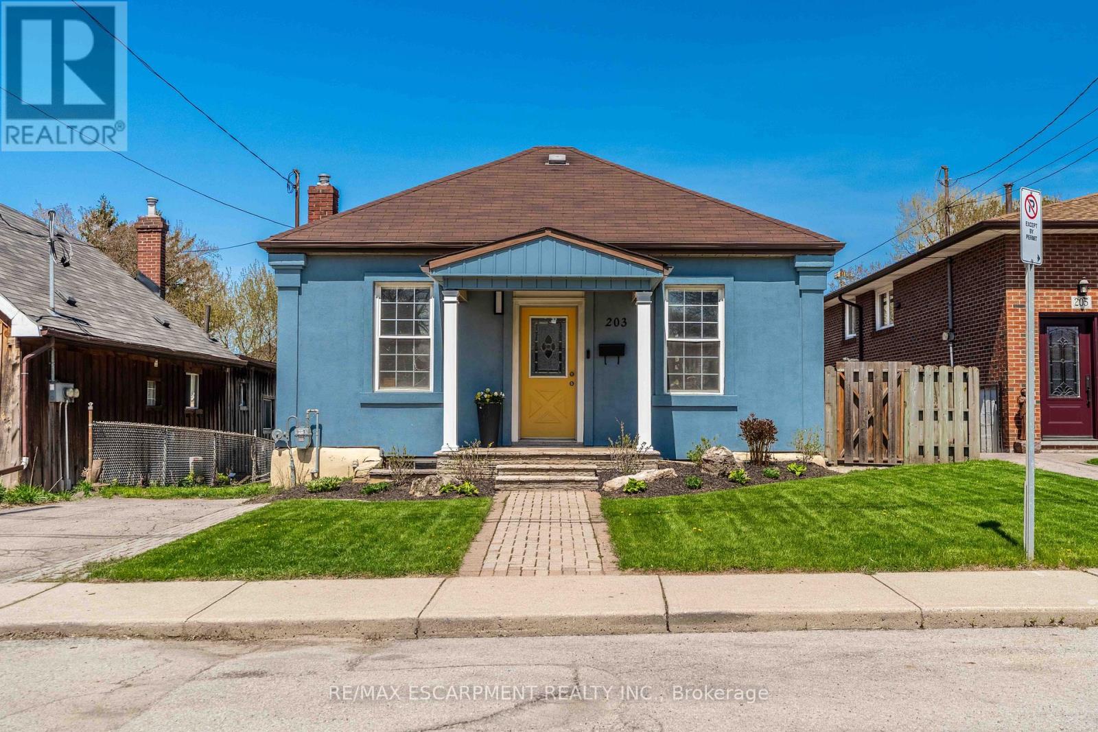 Detached at 203 WOOD STREET E, Hamilton (North End)