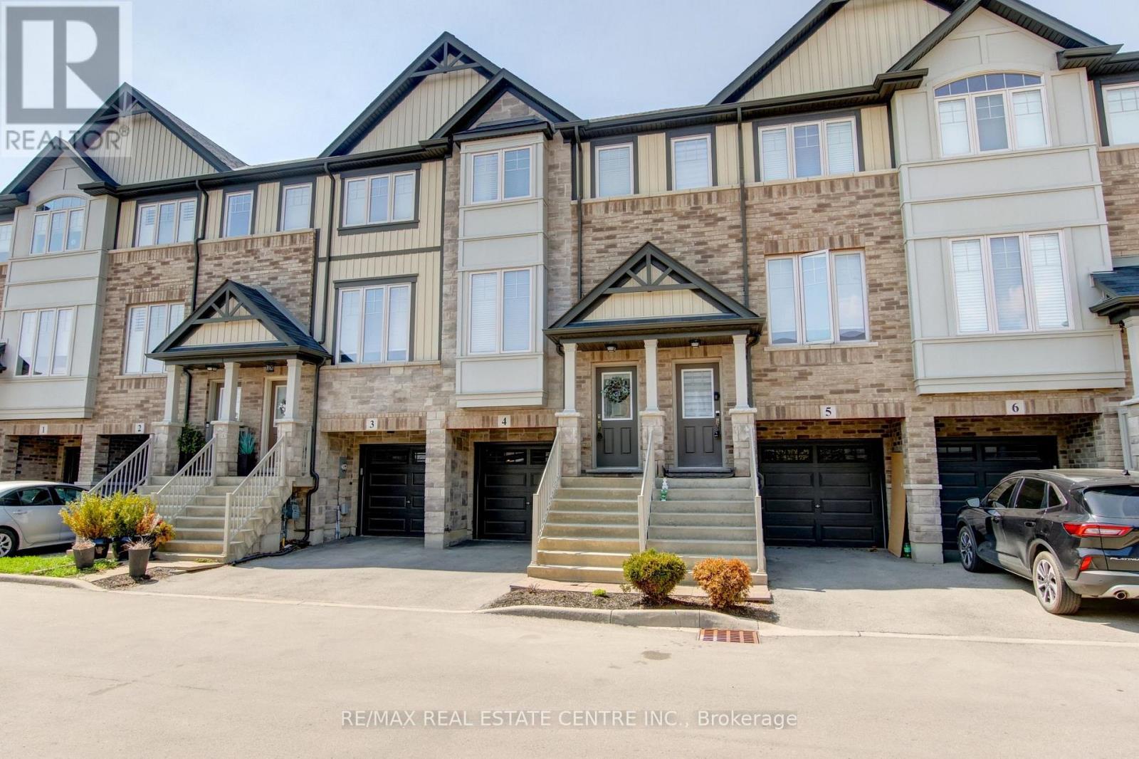 Townhouse at 4 - 247 FESTIVAL WAY, Hamilton (Binbrook)