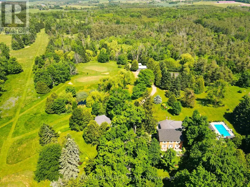 Detached at 836081 4TH LINE E, Mulmur