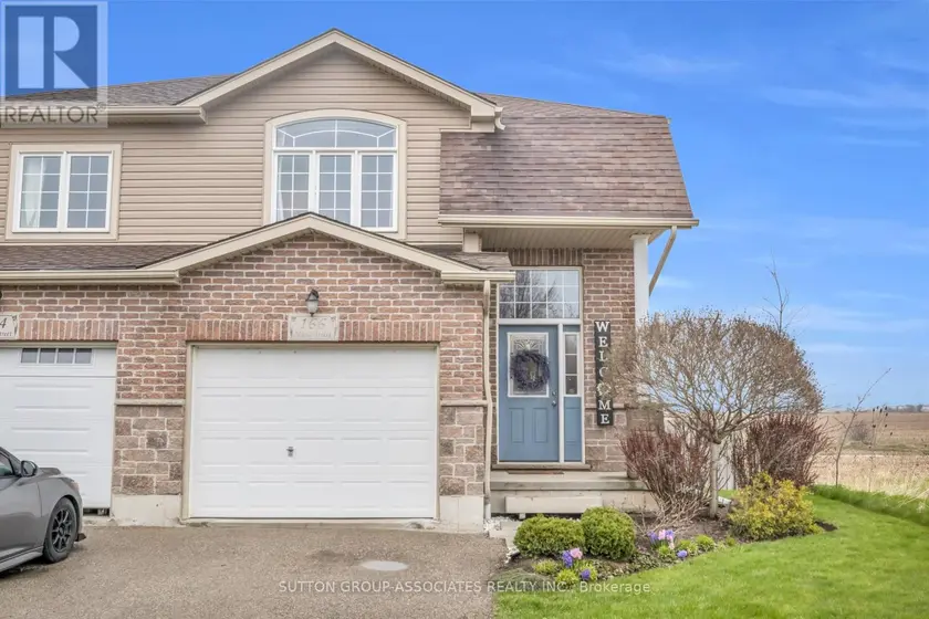 Semi-Detached/Link at 166 MAPLE STREET, Mapleton